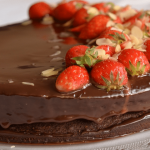 Chocoladetaart van chocolade cakemix